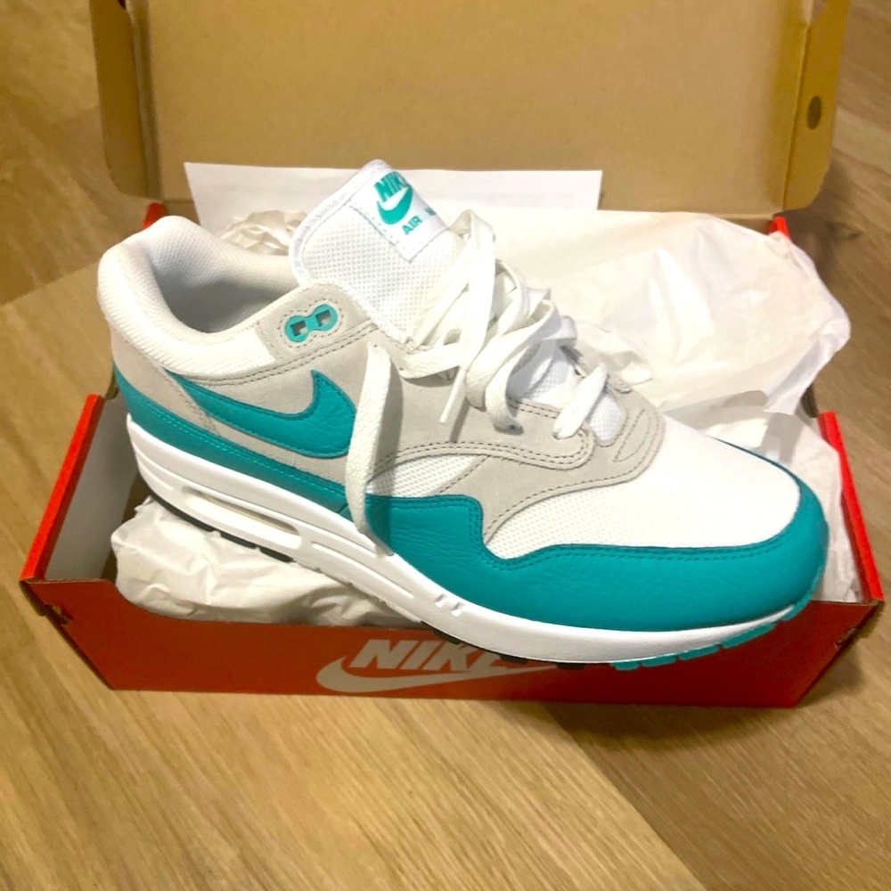 Nike Air Max 1 - Clear Jade (Brand New) ✨